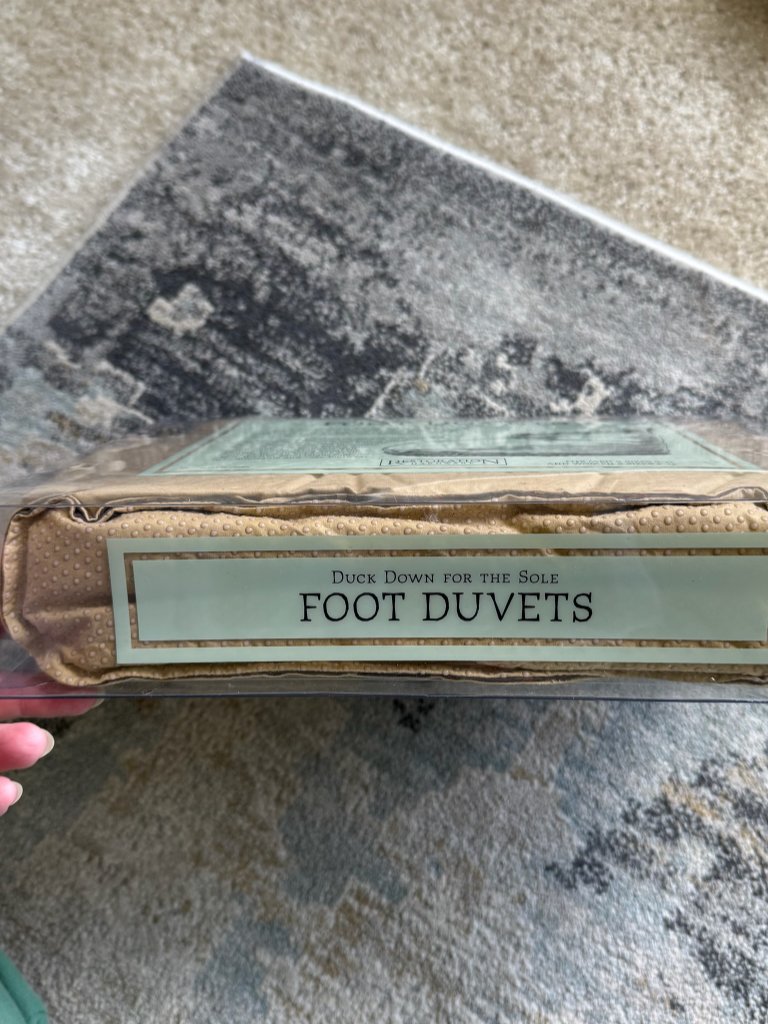Nwt Restoration Hardware Duck Down Foot Duvets Slippers Size 8-12 — image 2 of 2
